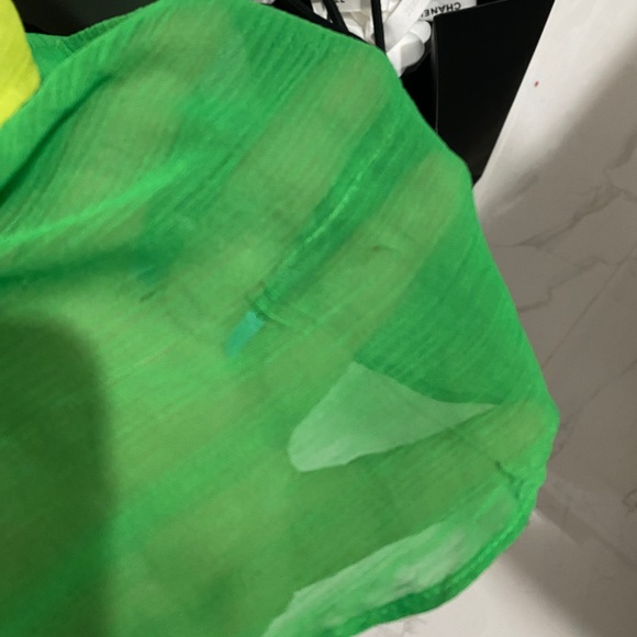 Alice + Olivia "Luba" Chiffon Gown - Picture 8 of 10